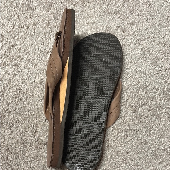 Rainbow Sandals Tan Flip Flops - Picture 3 of 3